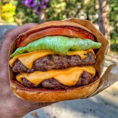 Mad Roosta | Burgers & Chicken