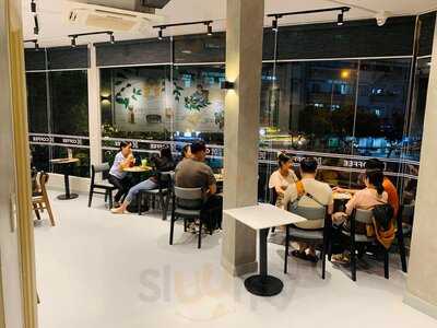 K Coffee Phan Xích Long