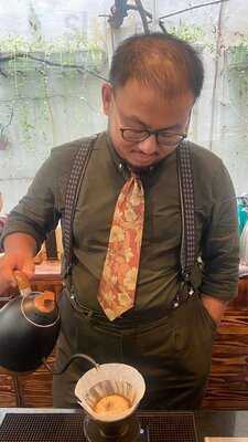 Câu Lạc Bộ Hai Ba