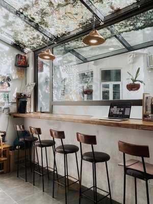 Câu Lạc Bộ Hai Ba