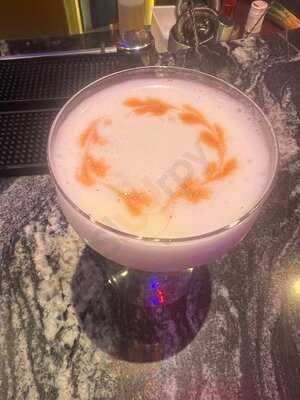 Aira Sky Bar & Lounge