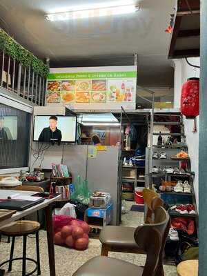 Ms Hương Ly Vietnamese Restaurant & Cafe