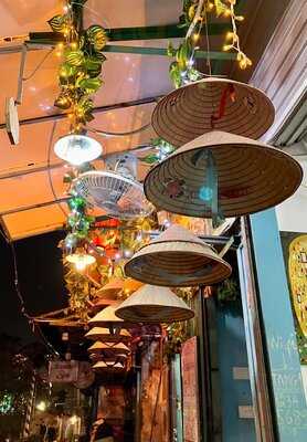 Ms Hương Ly Vietnamese Restaurant & Cafe