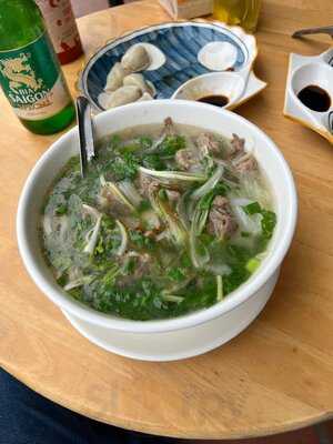 Ms Hương Ly Vietnamese Restaurant & Cafe