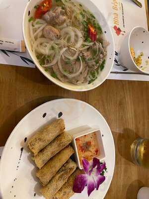 Nhà Hàng Nhà Bếp Chợ Hàn