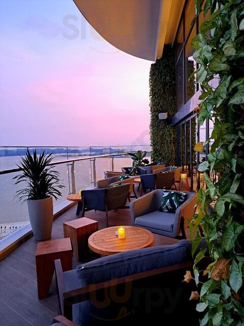 On The Rocks At Citadines Marina Halong