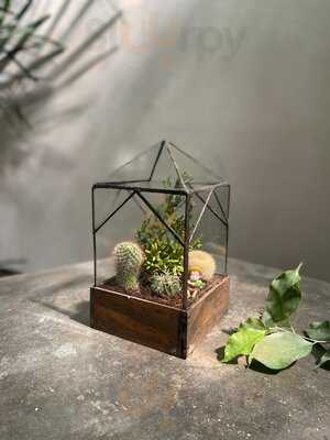 September Cafe & Cake