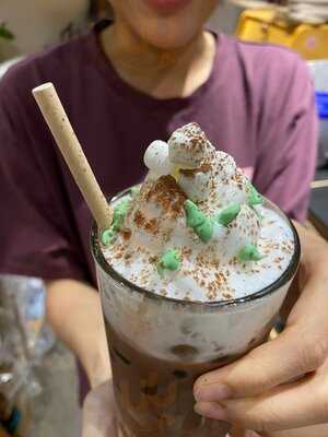 September Cafe & Cake