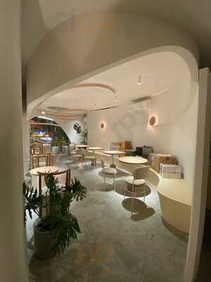 September Cafe & Cake