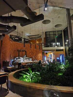 Pizza 4p's Hikari Bình Dương