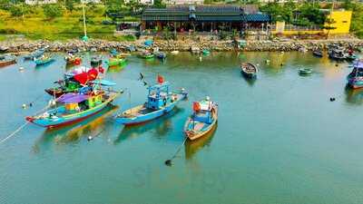 Nhà Hàng Chân Trời Góc Bể