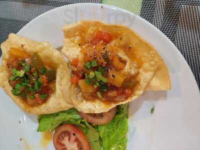 Madame Hanh Restaurant