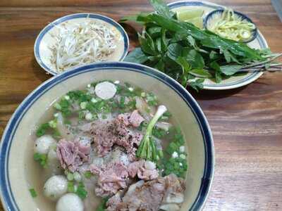 Phở Ông Cát Gia Truyền Since 1988
