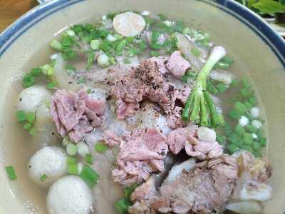 Phở Ông Cát Gia Truyền Since 1988