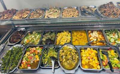 Cơm Chay Chú Trọng Cô Loan