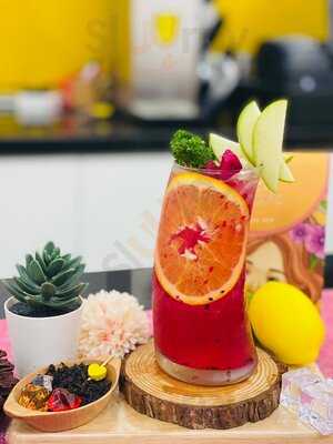 22/caper Diem Tea&coffee