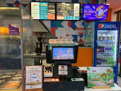 Bánh Mì Pate - Patedeli