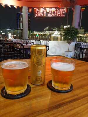Sky Zone Beer Garden Nguyễn Huệ