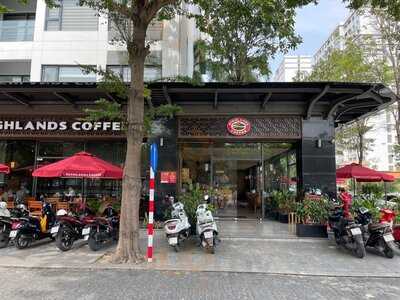 Highlands Coffee New City
