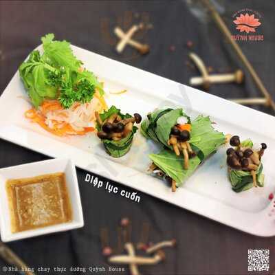 Nhà Hàng Chay Thực Dưỡng Quỳnh House