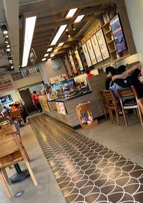 Highlands Coffee Tran Nao