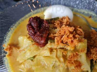 Nasi Padang Restaurant