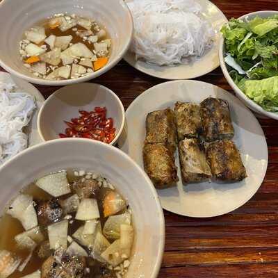 Quán Mai - Bún Chả Obama