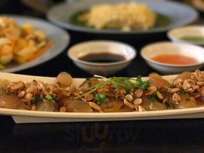 Ganh Vietnamese Cushine