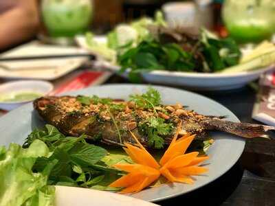 Ganh Vietnamese Cushine