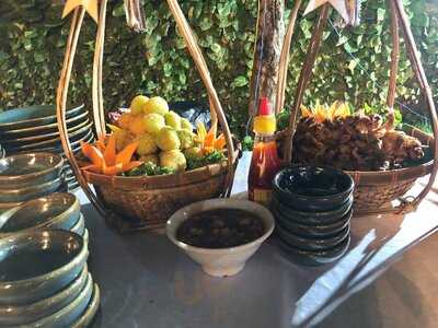 Ganh Vietnamese Cushine