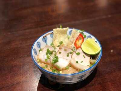 Anh Family Bar & Restaurant