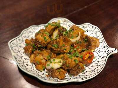 Anh Family Bar & Restaurant