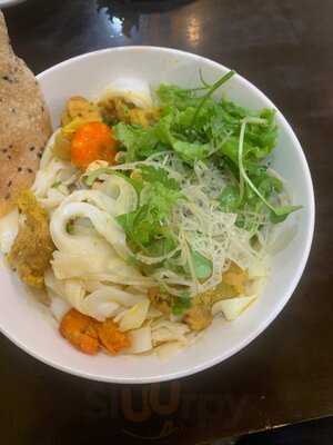 Mỳ Quảng Cô Sáu