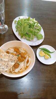 Mỳ Quảng Cô Sáu