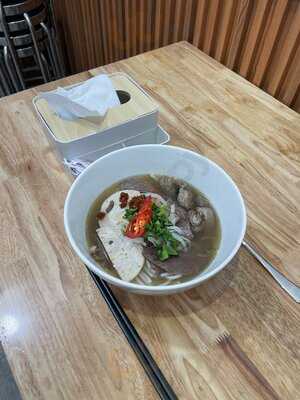 Bún Bò Hoàng Kim - Tôn Thất Đạm