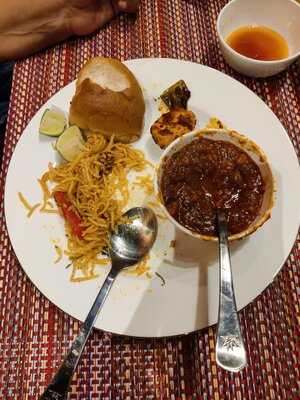 Nhà Hàng Ấn Độ