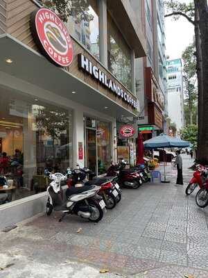 Highlands Coffee 46 Bui Thi Xuan D1