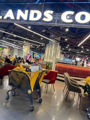 Highlands Coffee - Thiso Mall