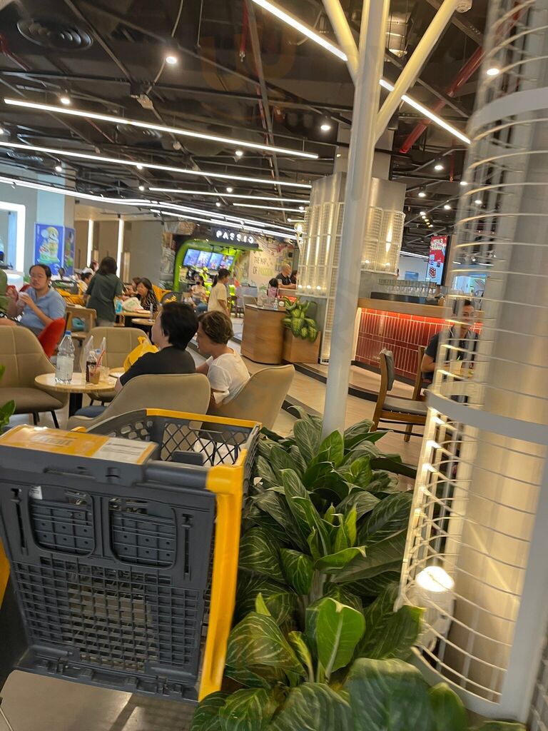 Highlands Coffee - Thiso Mall