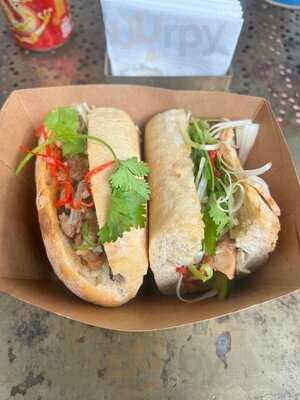 Banh Mi 74