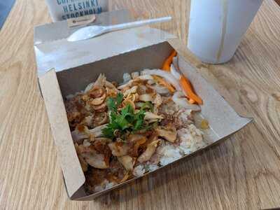 Bánh Mì Pate - Patedeli - Võ Văn Tần