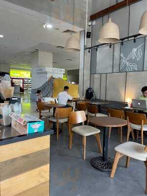 The Coffee House Cantavil