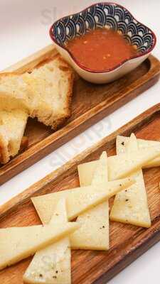 Iberico - Tapas & Vino Vo Truong Toan