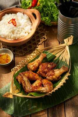 Tib Authentic Hue Restaurant