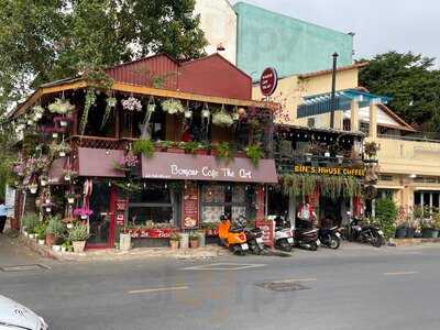 Bonjour Cafe The Art