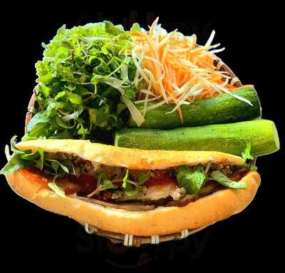Bánh Mì Hội An Madam Linh