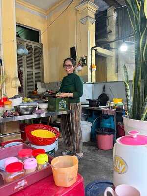 Lan Thái Restaurant