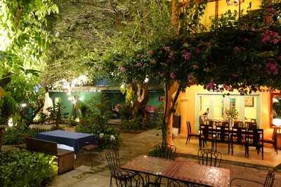 Nhà Hàng Lạc Thái - 48bis Xuân Thuỷ