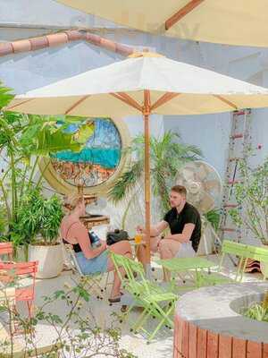 Timeline Café & Restaurants