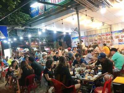 Hải Sản Trí Hằng